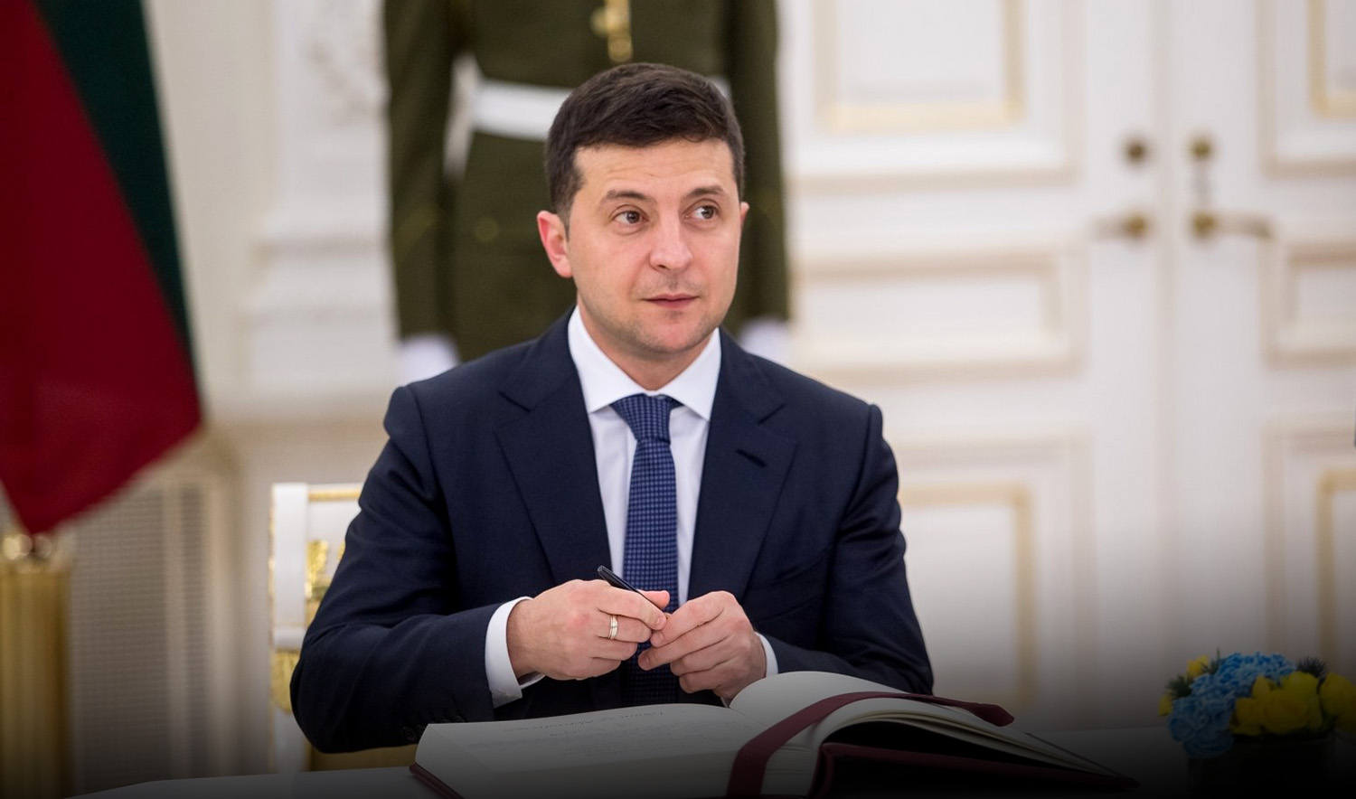 Народный депутат Украины раскрыл план Зеленского по уничтожению страны